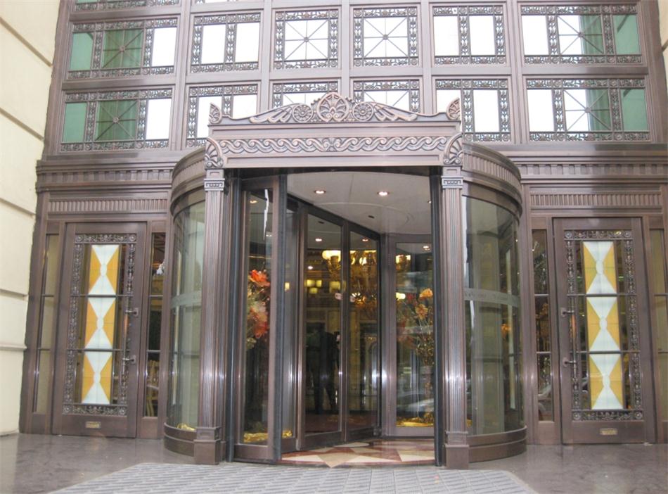 銅門設(shè)計(jì)：體現(xiàn)并映射銅文化之內(nèi)涵！(圖1)